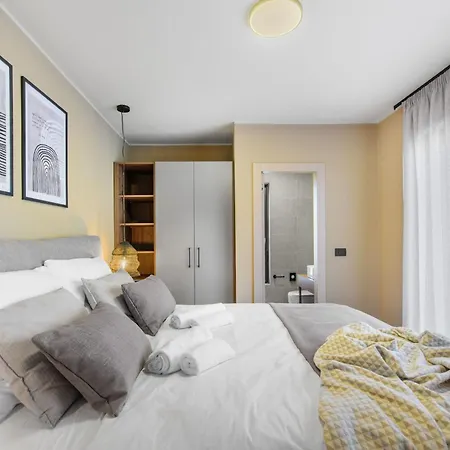 Quercus Village App 3 Mit Privatem Pool By Interhome Apartment