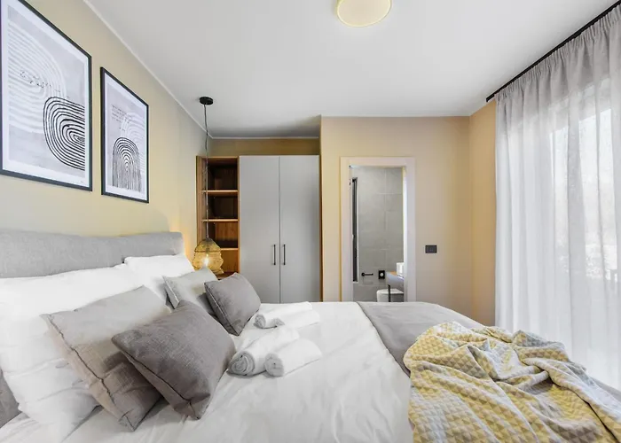 Quercus Village App 3 Mit Privatem Pool By Interhome Apartment